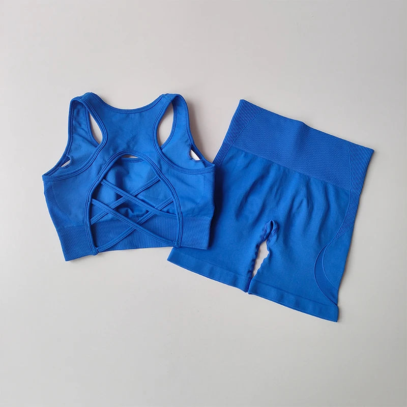 Set – Hip-Lifting Shorts & Beautiful Back Sports Bra