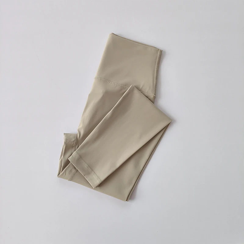 High-Waist Nude Leggings with Pockets
