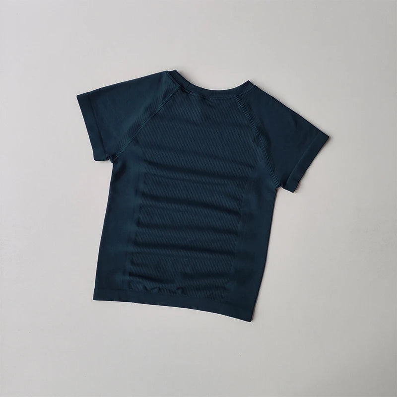 Short-Sleeved Stretch T-Shirt with Round Collar