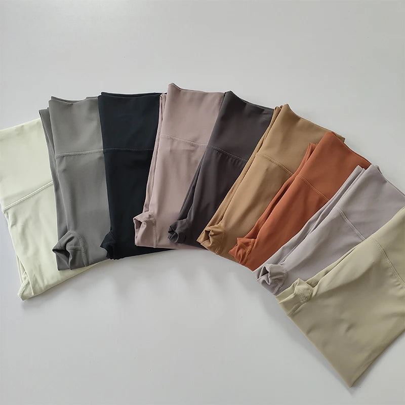 High-Waist Nude Leggings with Pockets