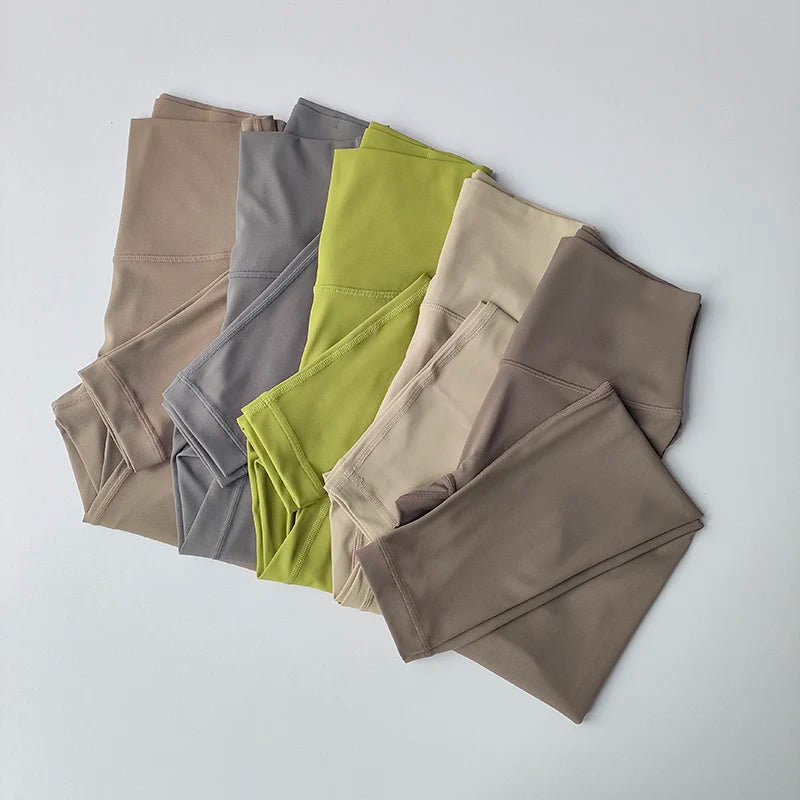 High-Waist Nude Leggings with Pockets