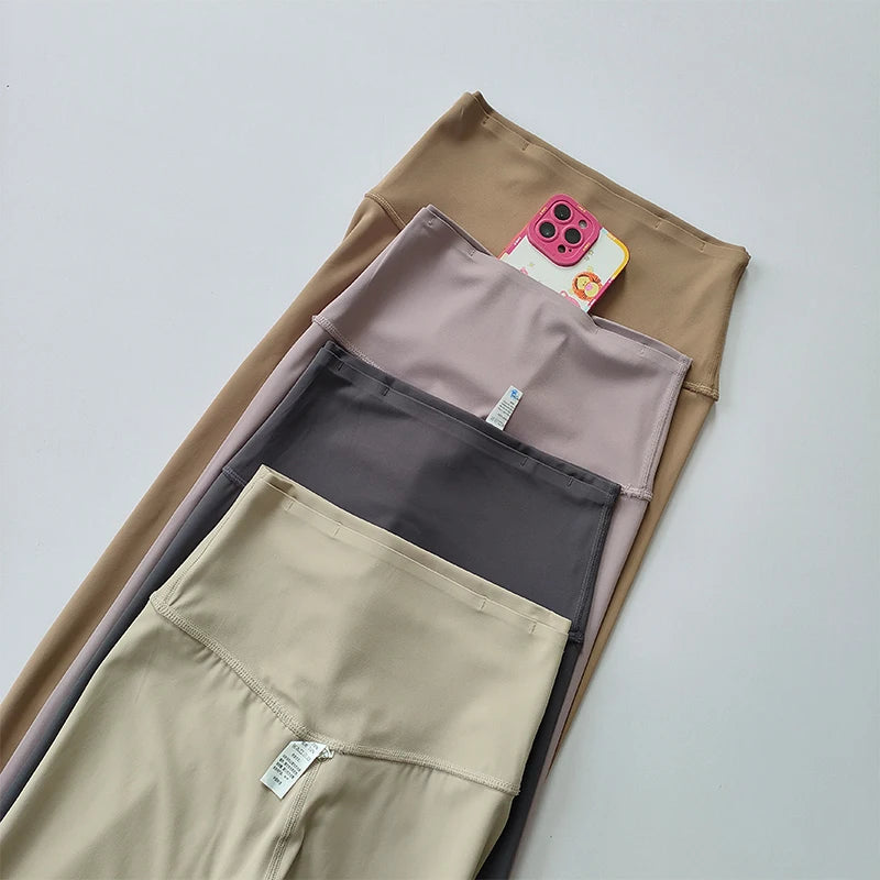 High-Waist Nude Leggings with Pockets