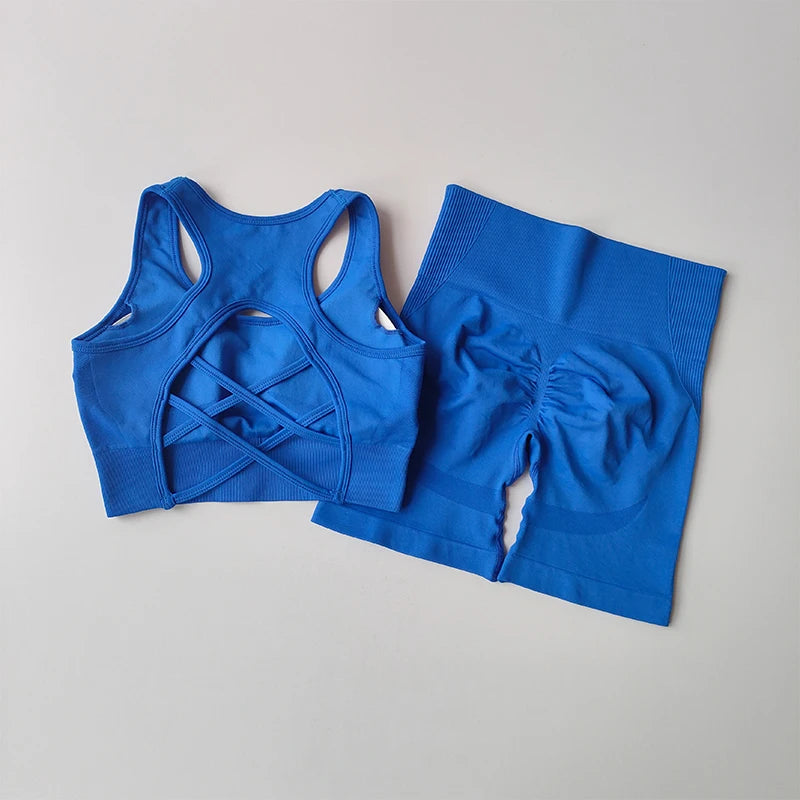 Set – Hip-Lifting Shorts & Beautiful Back Sports Bra