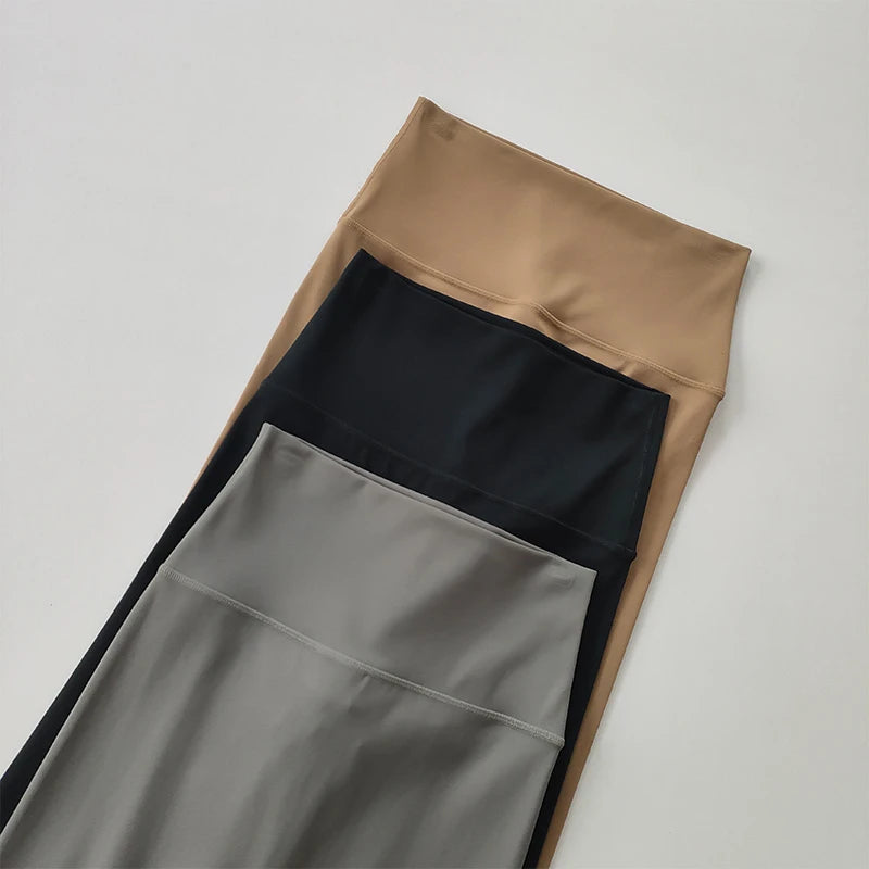 High-Waist Nude Leggings with Pockets