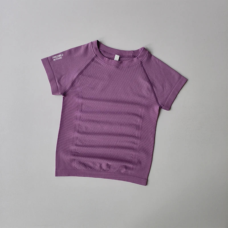 Short-Sleeved Stretch T-Shirt with Round Collar