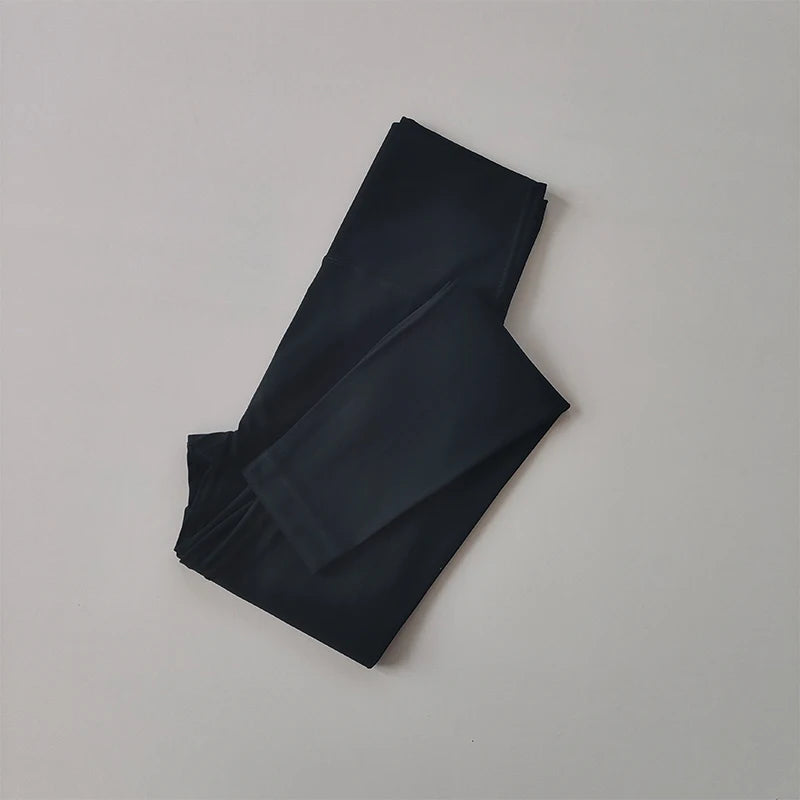 High-Waist Nude Leggings with Pockets