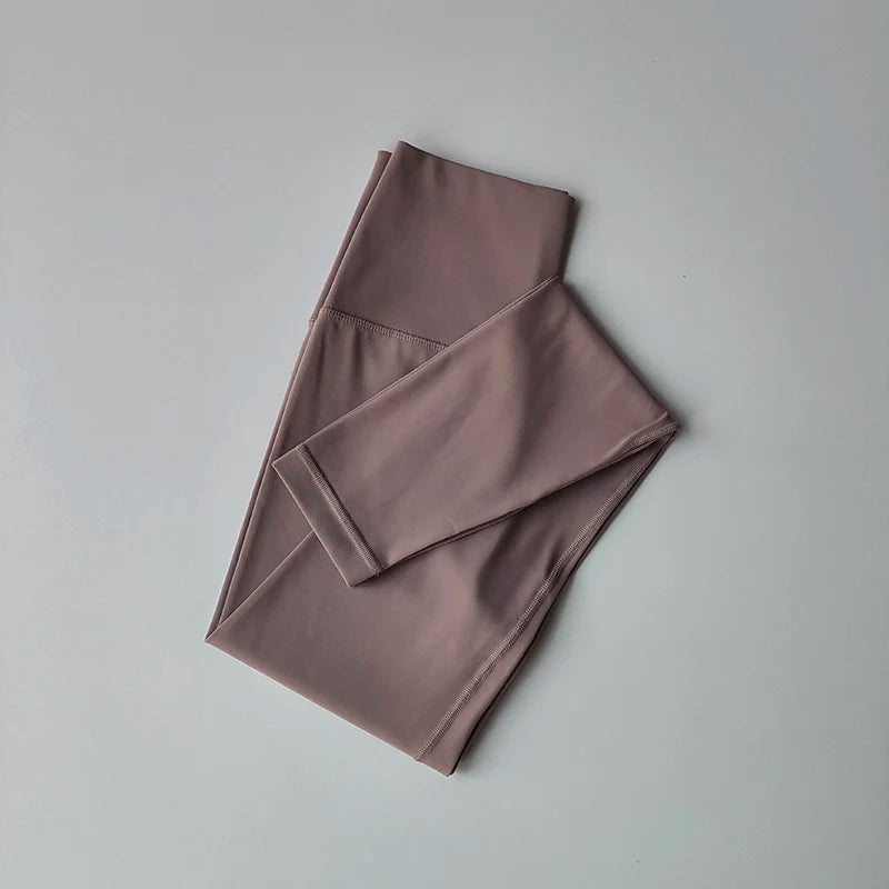 High-Waist Nude Leggings with Pockets