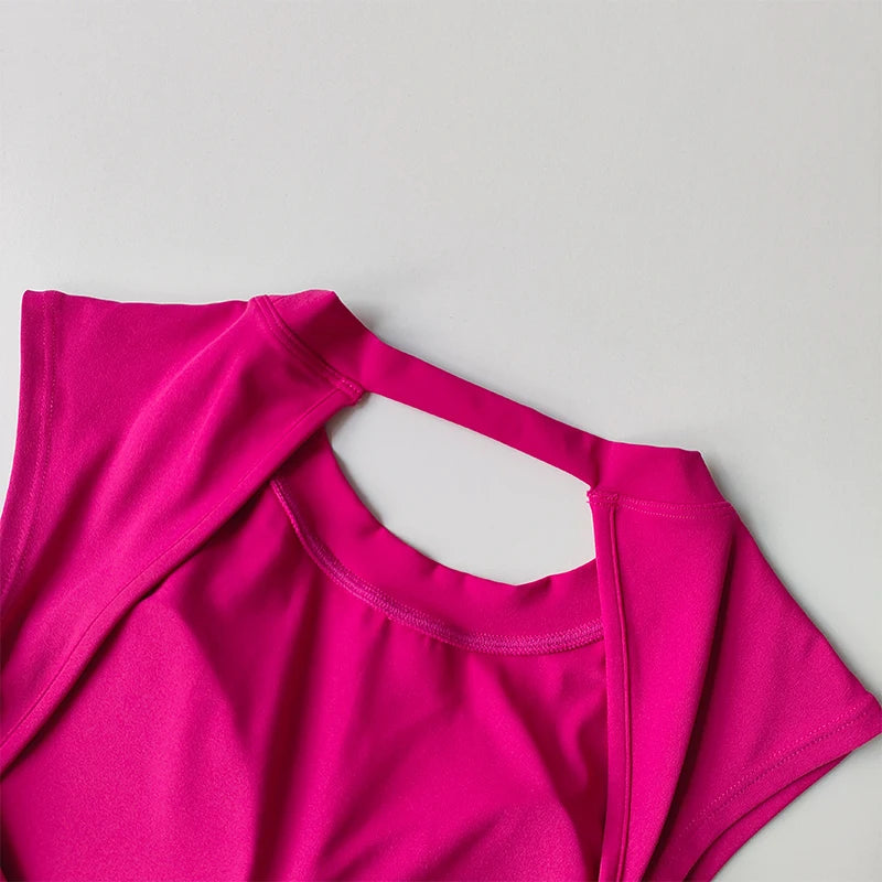 Detailed backless top