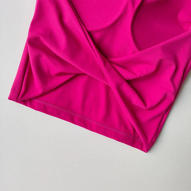 Detailed backless top