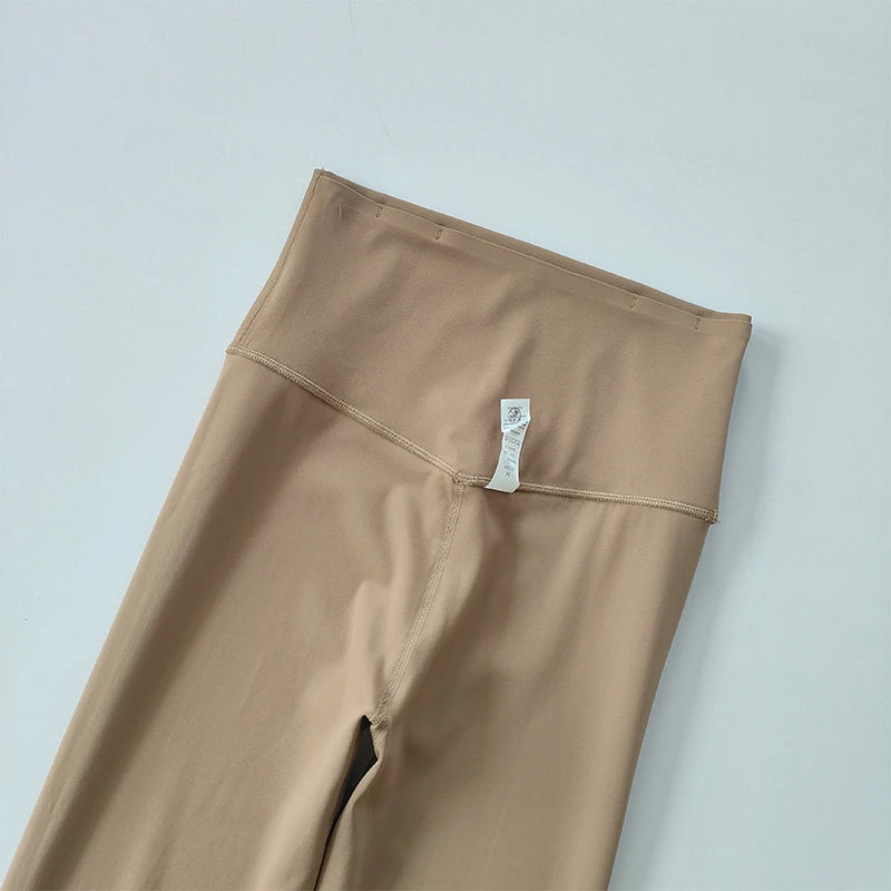 High-Waist Nude Leggings with Pockets